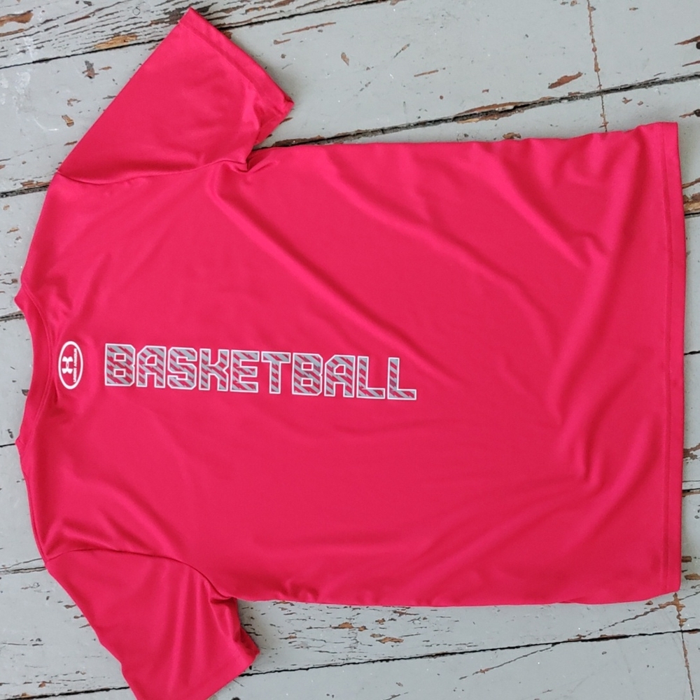 Under Armour T
